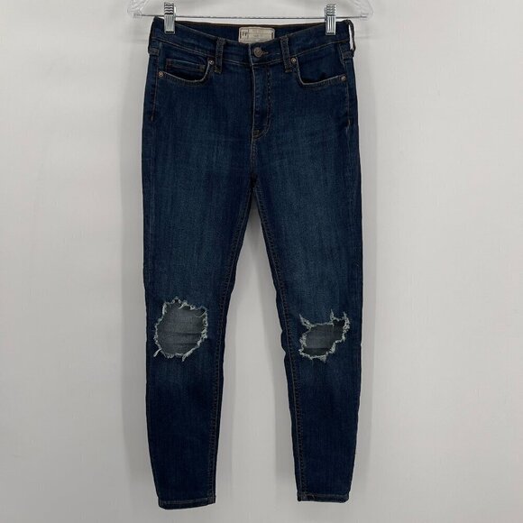 Free People Women's High- Rise Destroyed Knee Skinny Jeans 27 - Picture 1 of 10